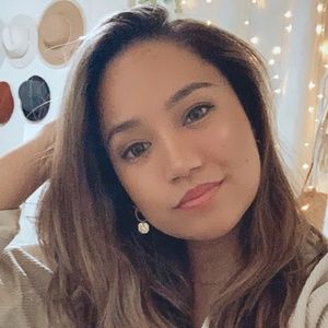 Meet your Posher, Agatha